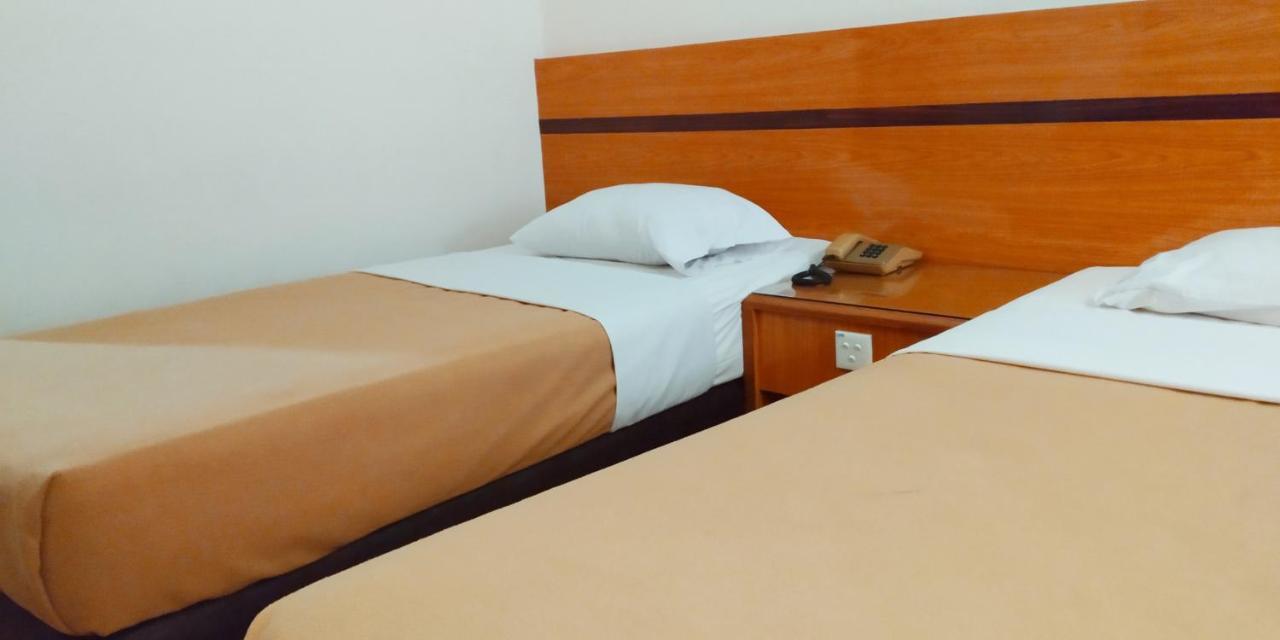 Paradise Hotel Tanjungpinang Zewnętrze zdjęcie